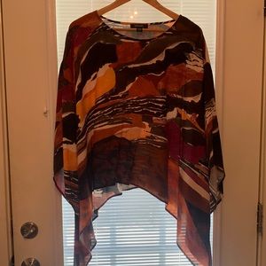 Karen Kane poncho style beautiful fall colors top pair with jeans or skirt